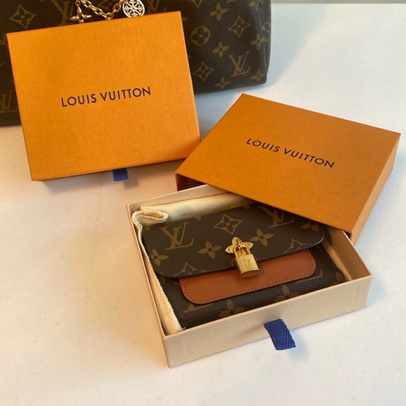 Louis Vuitton • Gift Box, Drawer Style ~ 5.75”W x 5”D x 1.5”H - Picture 11 of 12